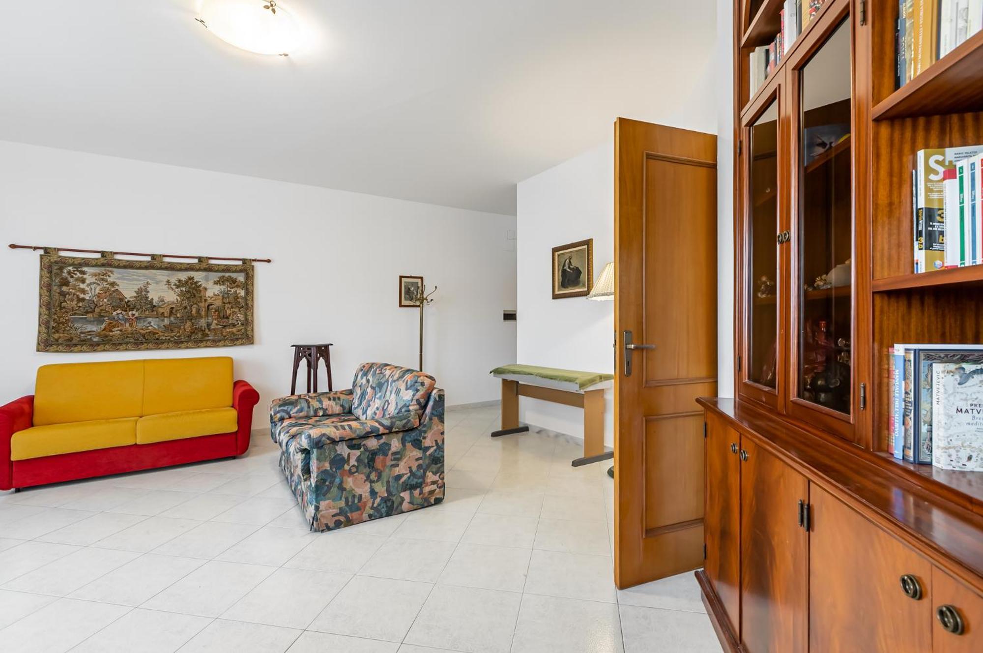 Palazzo Reale & Piazza Indipendenza Roomy Flat Παλέρμο Εξωτερικό φωτογραφία